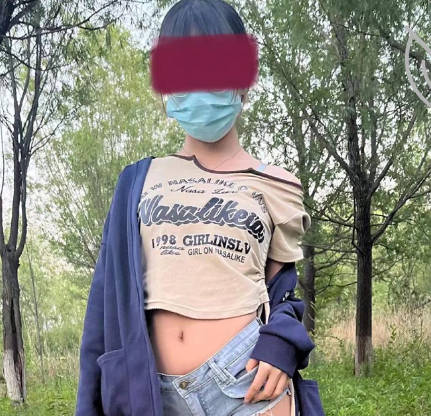 海角社区・户外野战大学妹妹